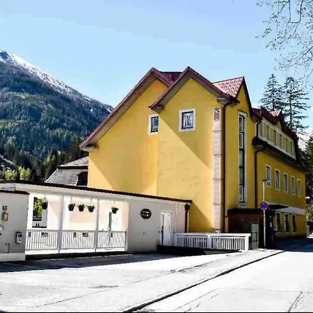 Brand-new, W/ Views 公寓 *