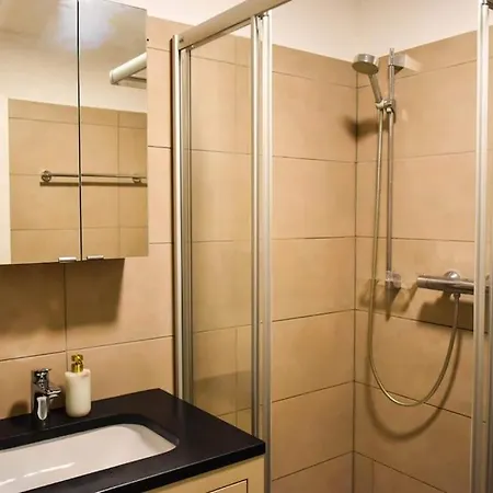 Brand-new, W/ Views شقة باد جاستاين