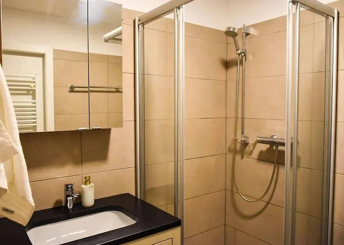 Brand-new, W/ Views Apartamento Bad Gastein